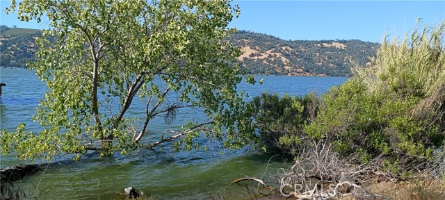 10312 Crestview, Clearlake