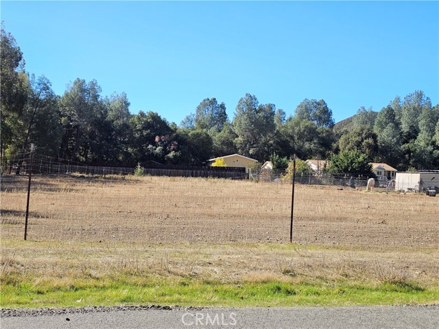 3195 Spring Valley, Clearlake Oaks