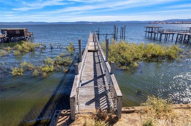 3383 Lakeshore, Nice