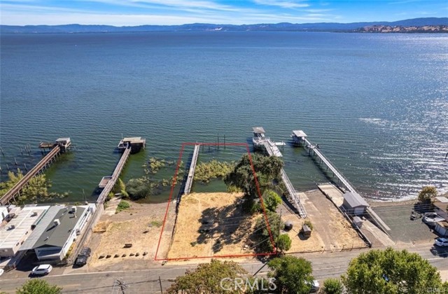 3383 Lakeshore, Nice