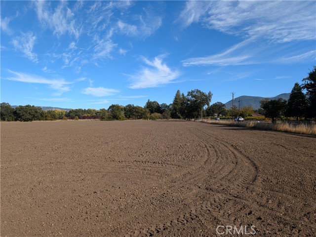 2430 Soda Bay, Lakeport