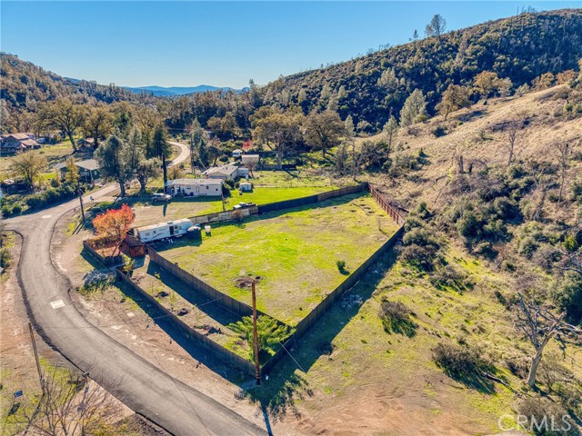 3865 Spring Valley, Clearlake Oaks