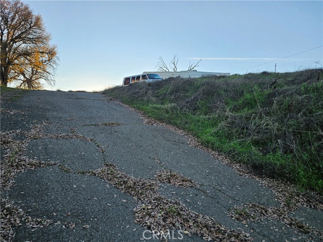 17150 Deer Park, Lower Lake