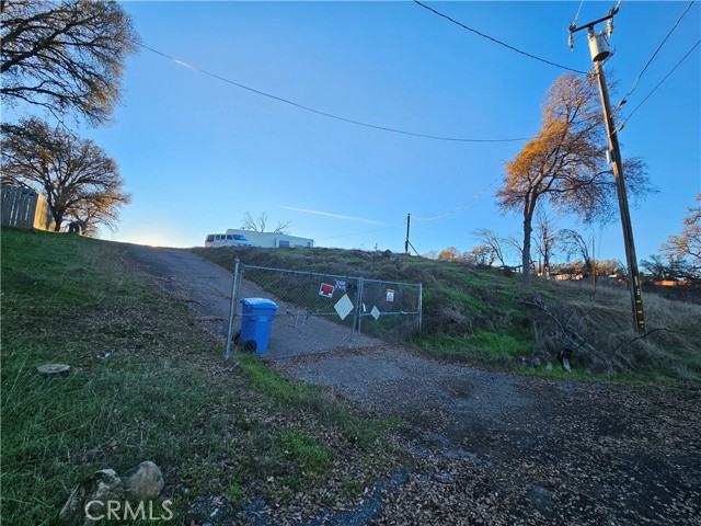 17150 Deer Park, Lower Lake