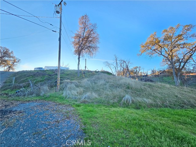 17150 Deer Park, Lower Lake