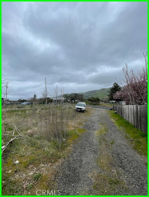 13731 Santa Clara, Clearlake