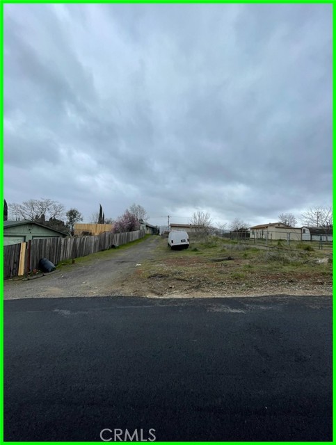 13731 Santa Clara, Clearlake