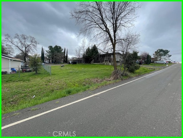 15940 Davis Avenue, Clearlake