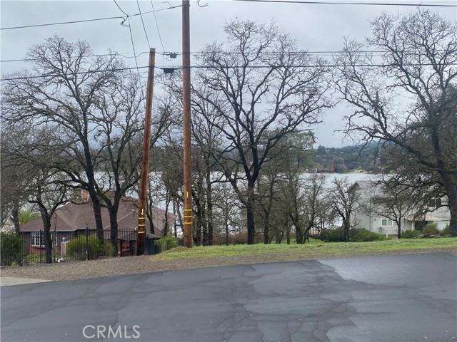 19210 N Shore Court, Hidden Valley Lake