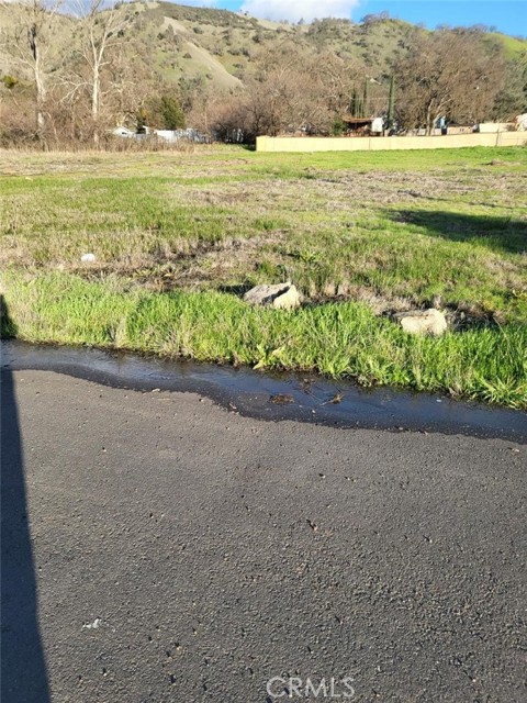 2810 10th Street, Clearlake