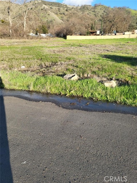 2810 10th Street, Clearlake