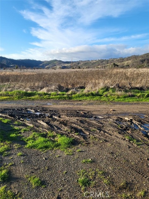 2810 10th Street, Clearlake