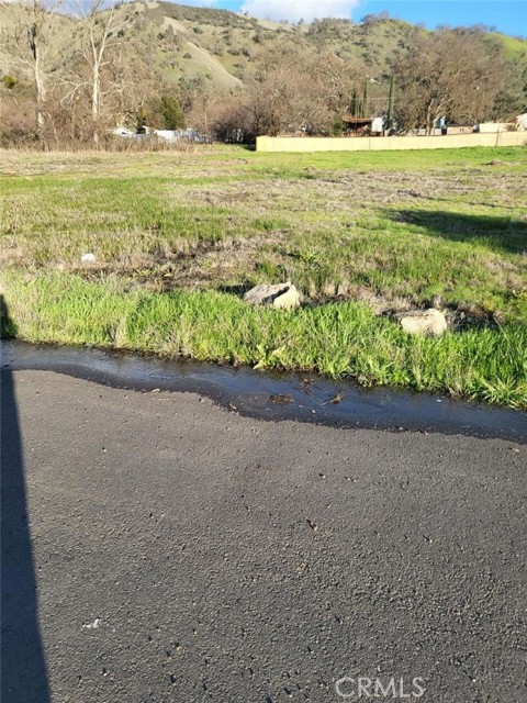 2810 10th Street, Clearlake