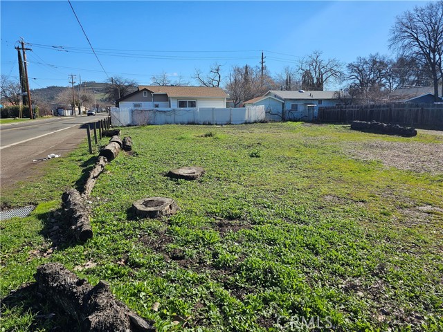 3516 Cypress, Clearlake