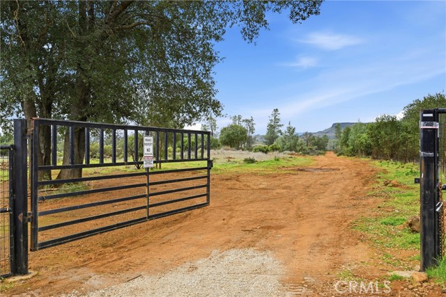 850 Old Long Valley, Clearlake Oaks