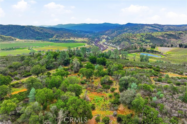 850 Old Long Valley, Clearlake Oaks