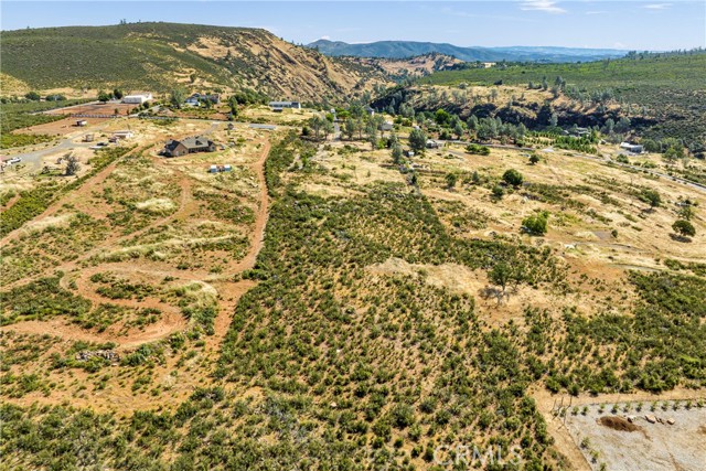 21810 Yankee Valley, Hidden Valley Lake