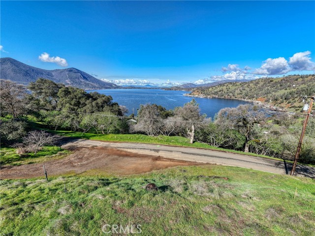 2960 Crestview, Clearlake