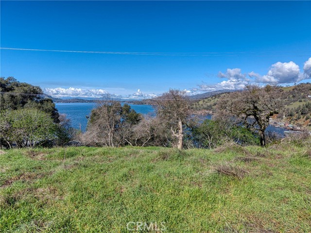 2960 Crestview, Clearlake