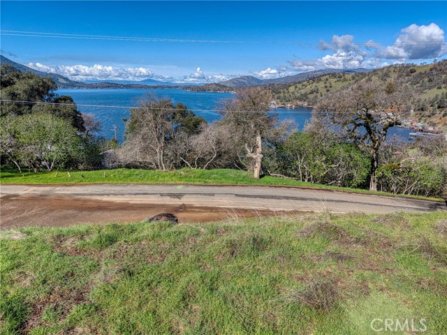 2960 Crestview, Clearlake