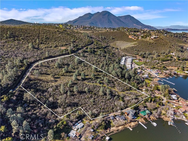 11390 Point Lakeview, Kelseyville