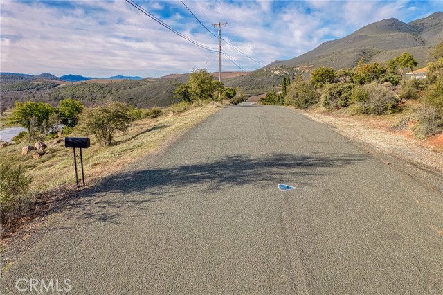 5677 Ponca Way, Kelseyville