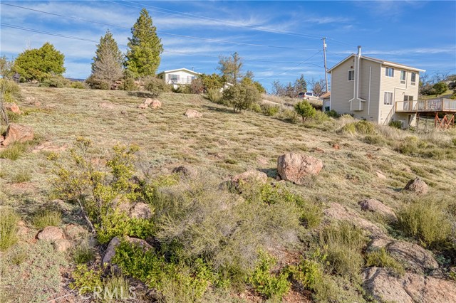 5677 Ponca Way, Kelseyville