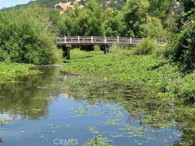 555 Keys Boulevard, Clearlake Oaks