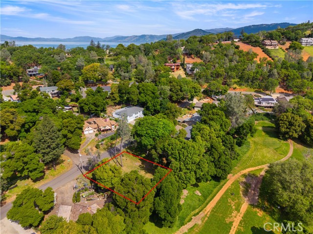 2748 Buckingham Dr, Kelseyville