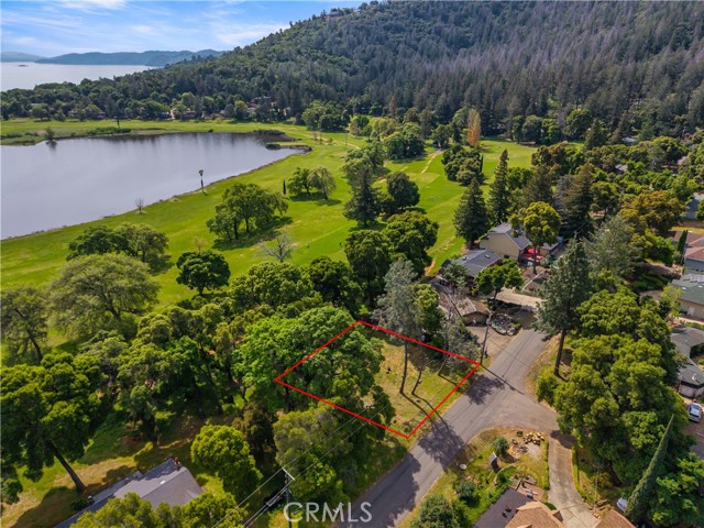 2748 Buckingham Dr, Kelseyville