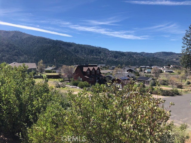 9738 Hoberg Drive, Cobb