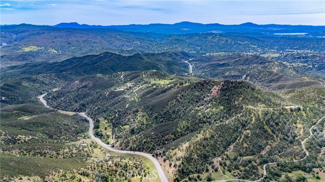 401 Watertrough Rd, Clearlake Oaks