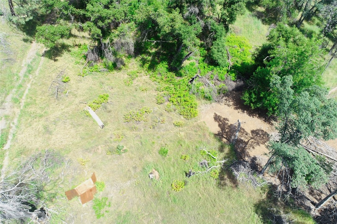 3168 Oak Crest, Clearlake