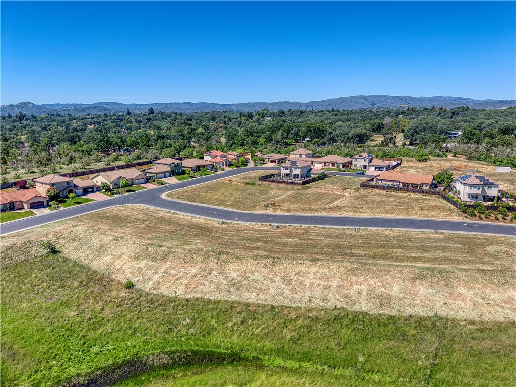 2770 Lizzy Lane, Lakeport