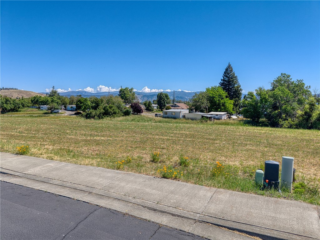 2770 Lizzy Lane, Lakeport