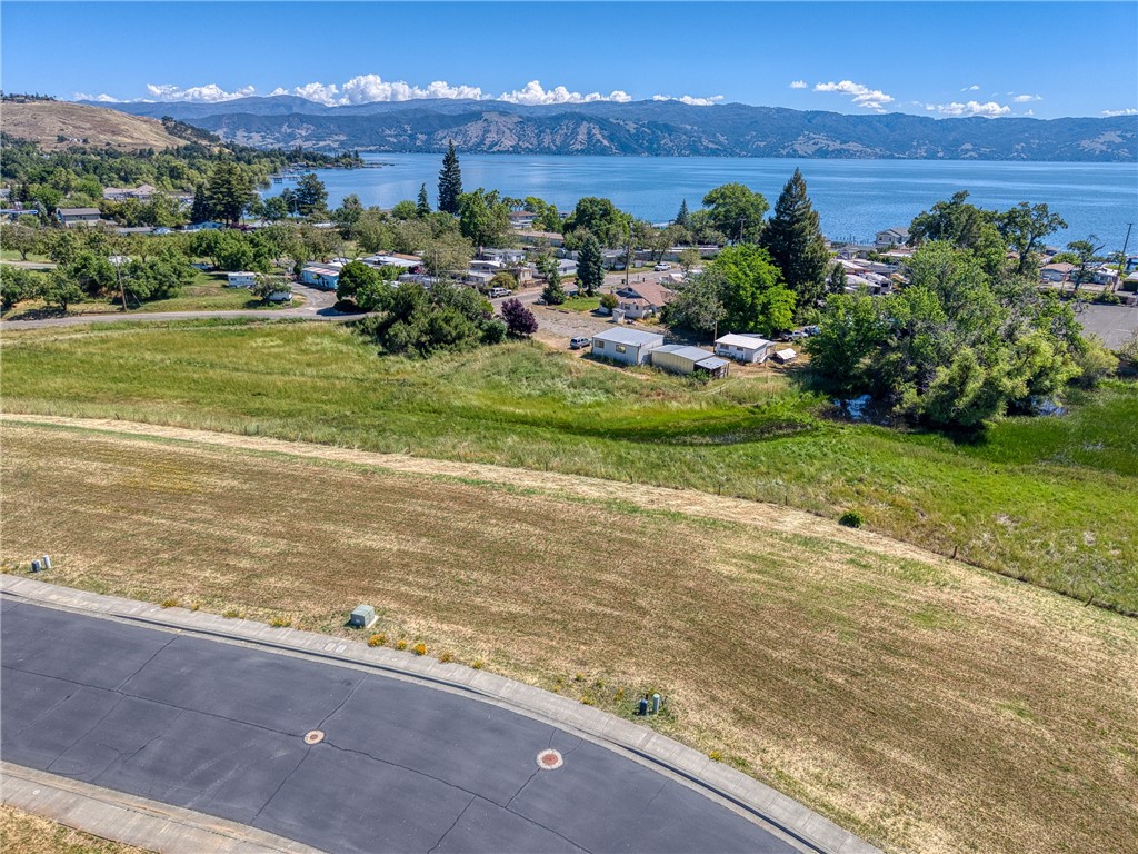 2770 Lizzy Lane, Lakeport