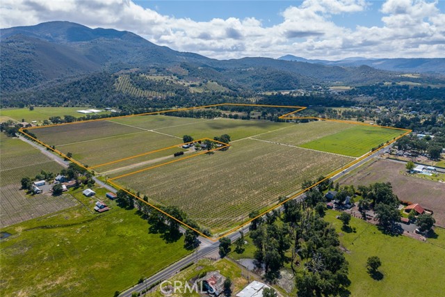 4500 Clark, Kelseyville