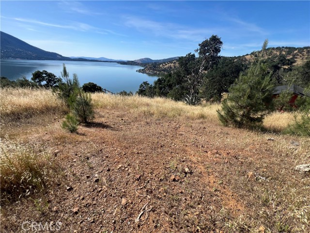 2995 Oak Crest Drive, Clearlake