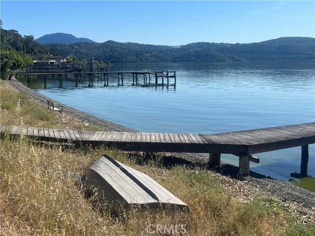 2995 Oak Crest Drive, Clearlake