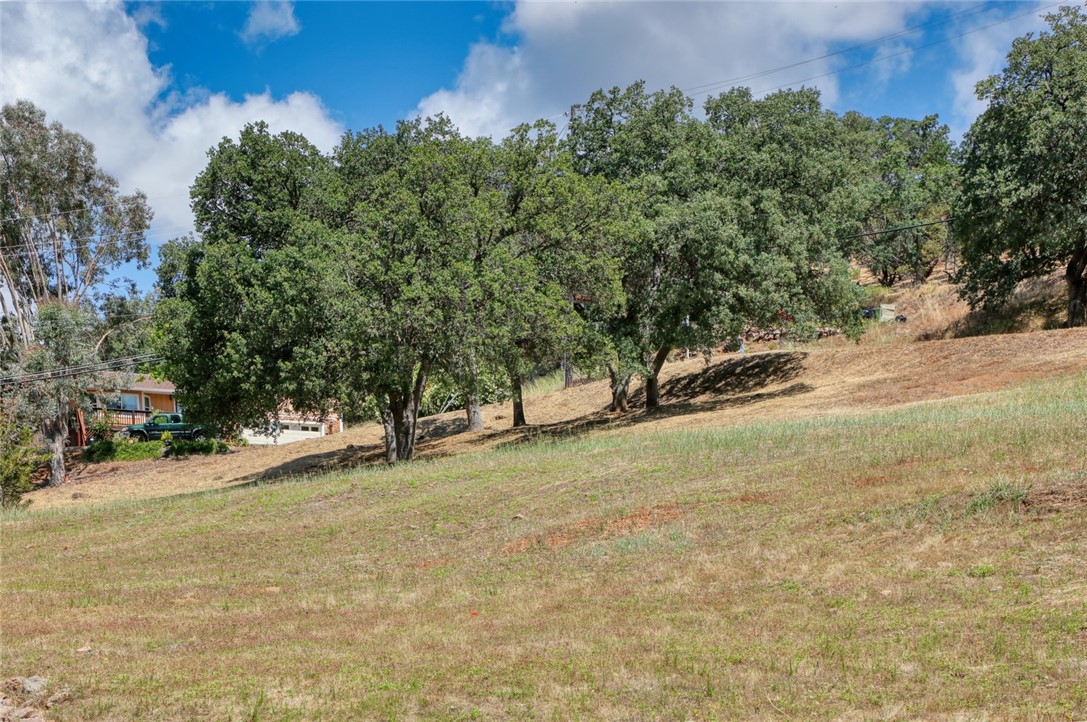 17270 Knollview, Hidden Valley Lake