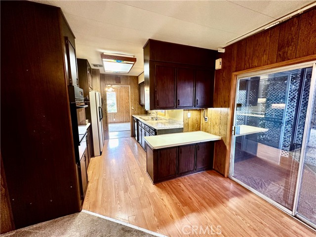 4265 LAKESHORE Boulevard, Lakeport