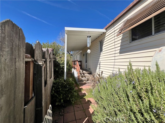 4265 LAKESHORE Boulevard, Lakeport
