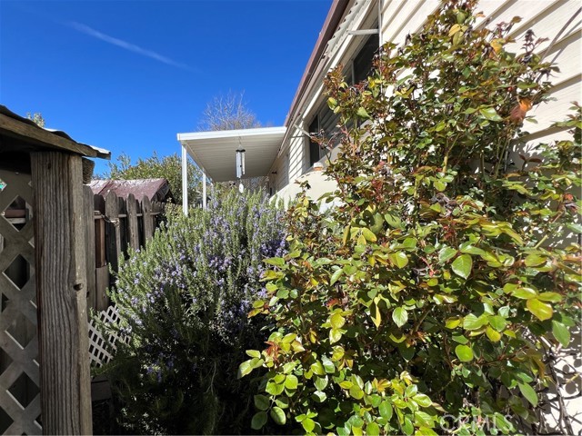 4265 LAKESHORE Boulevard, Lakeport