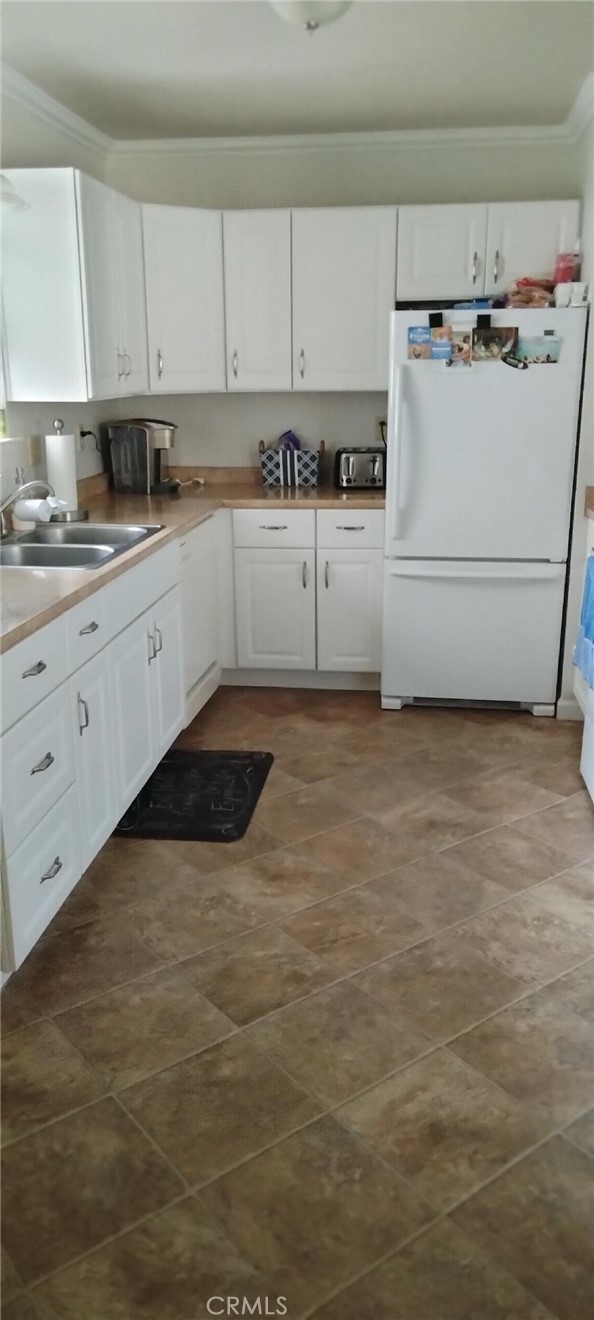 6870 Stonybrook Drive, Clearlake