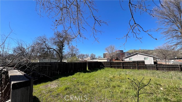 3525 Madrone St, Clearlake