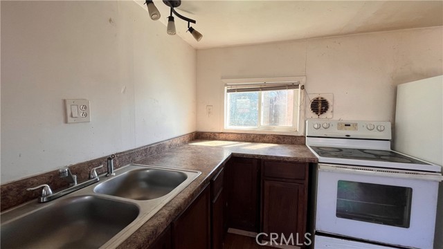 3525 Madrone St, Clearlake