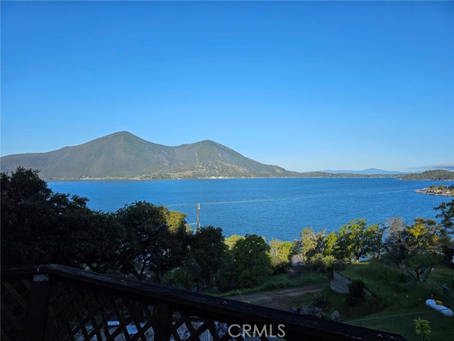 2861 San Joaquin Avenue, Clearlake