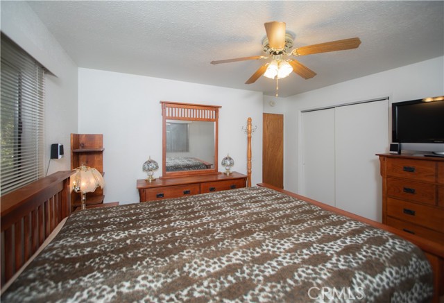 2861 San Joaquin Avenue, Clearlake