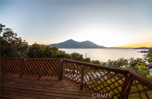 2861 San Joaquin Avenue, Clearlake