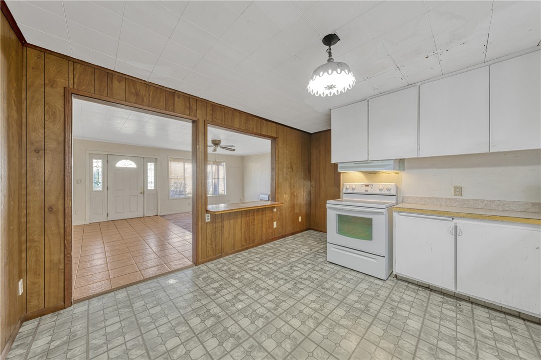 9390 Main Street, Upper Lake